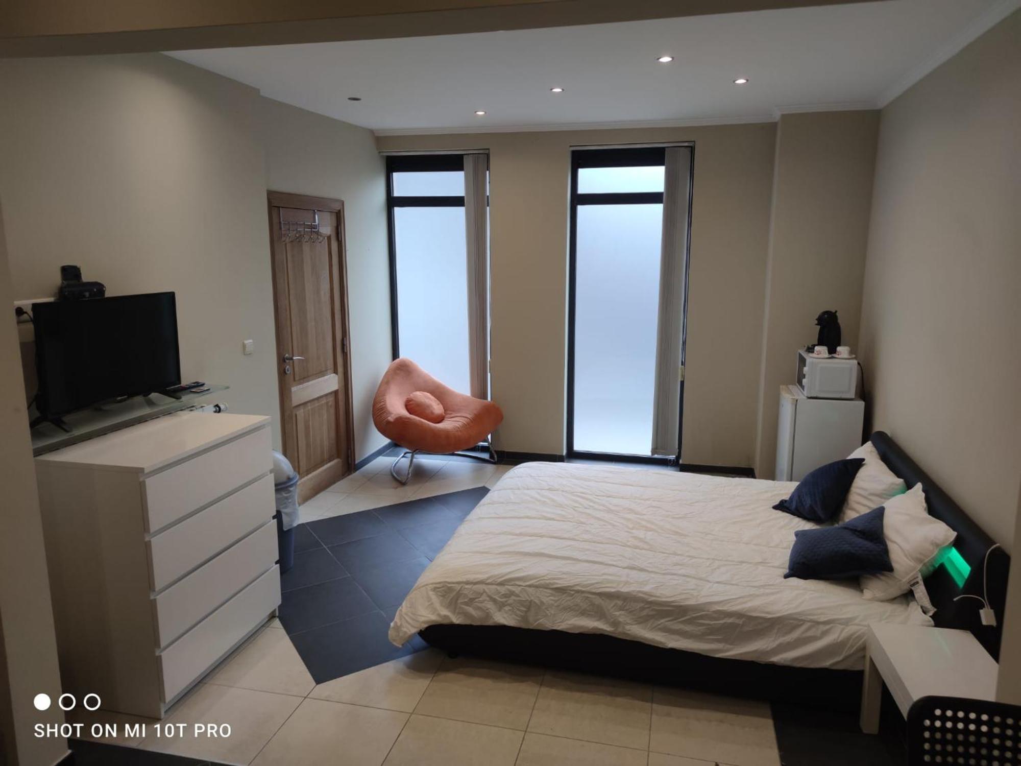 Belle Villa De Luxe Avec 8 Chambres 沙勒罗瓦 外观 照片
