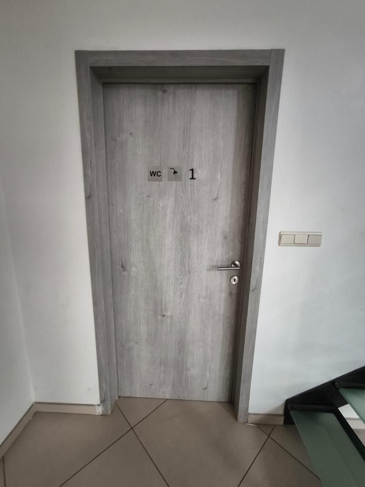 Belle Villa De Luxe Avec 8 Chambres 沙勒罗瓦 外观 照片