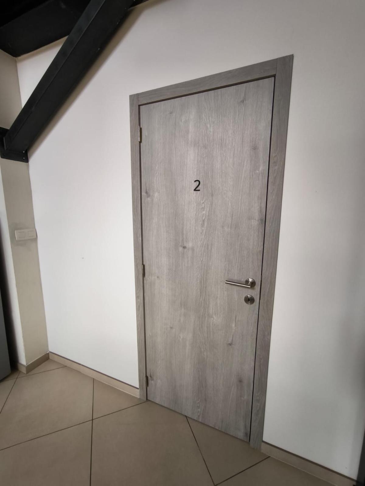 Belle Villa De Luxe Avec 8 Chambres 沙勒罗瓦 外观 照片